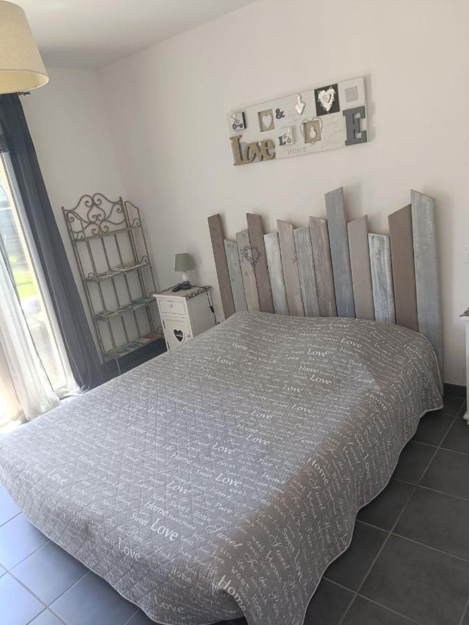 La Cazaline Bed & Breakfast ลาเตสเตอ-เดอ-บูค ภายนอก รูปภาพ